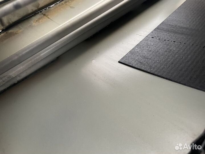 Дверь правая передняя opel astra h