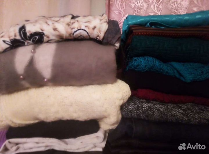 Пакетом женские вещи 44-48