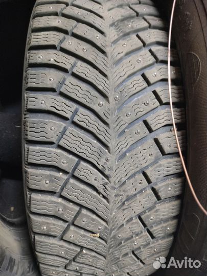 Michelin X-Ice North 4 205/60 R16