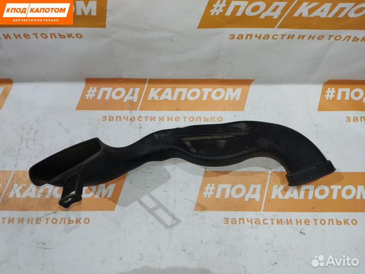 Патрубок воздушного фильтра Opel Astra J 13307080