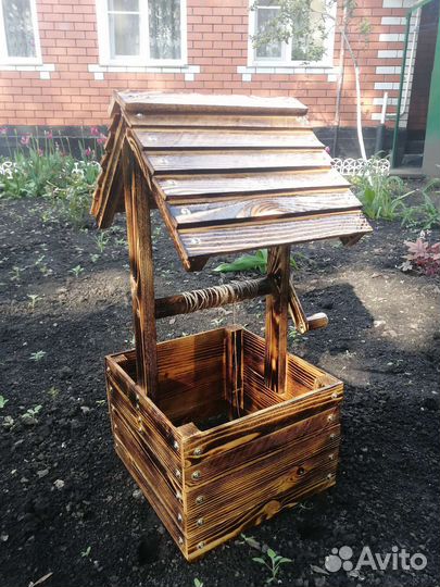 Колодец декоративный