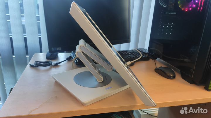 Монитор Samsung 970p