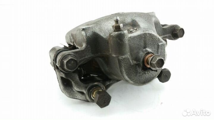 Суппорт передний правый Nissan Serena KBC23 SR20