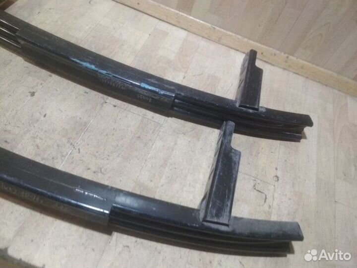 Усилитель заднего бампера Jeep Grand Cherokee Wk2