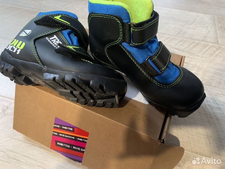 Лыжные ботинки