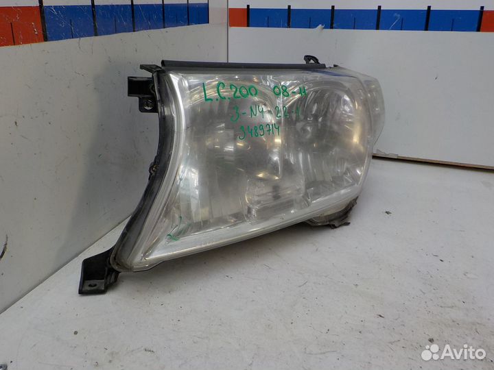 Фара левая Toyota Land Cruiser 200 2008