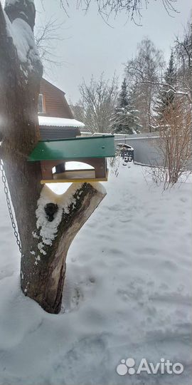 Кормушка для птиц из дерева
