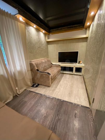 Комната 100 м², 1/4 эт.