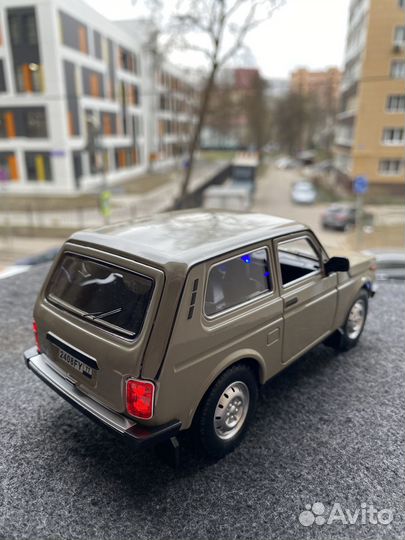 Машинка детская LADA (ваз) 2121 (4x4)