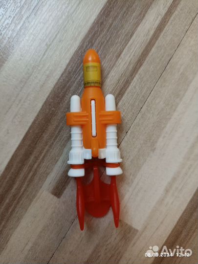 Игрушки из киндера