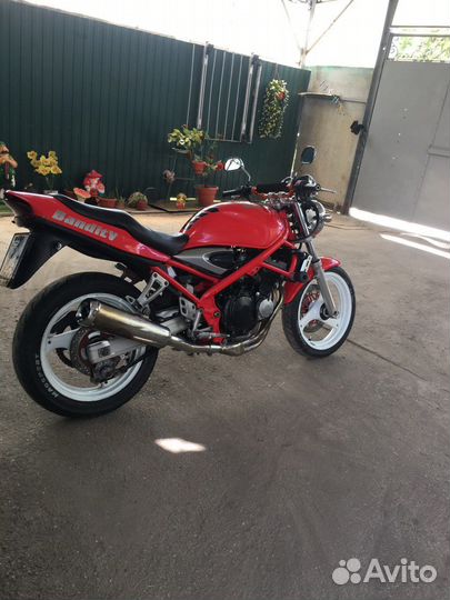 Suzuki bandit 250V