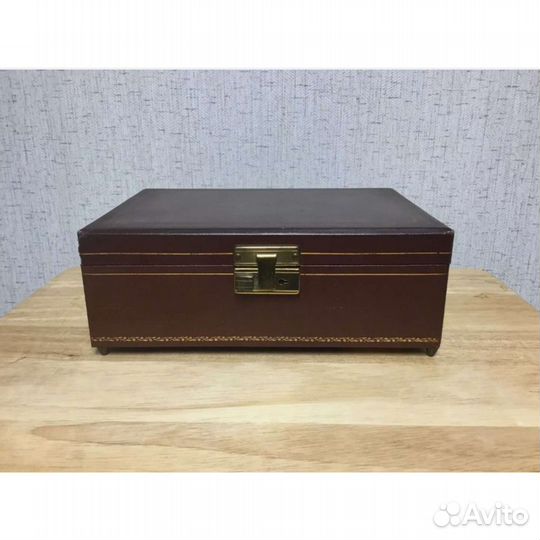 Музыкальная шкатулка Thorens