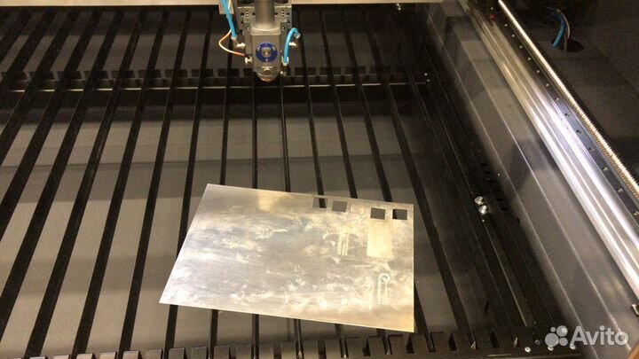 Чпу Станок лазерной резки 1100х1600