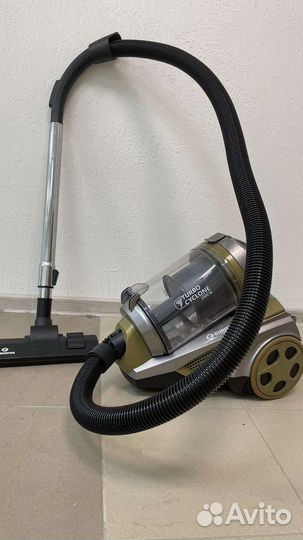 Пылесос очень мощный 2400 Вт