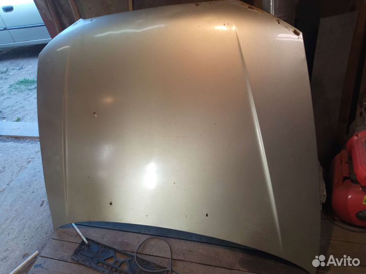 Капот на hyundai accent