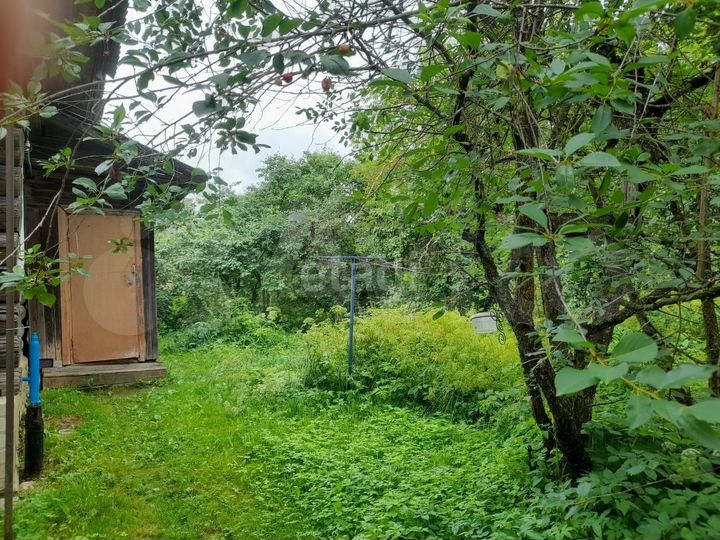 Дом 21 м² на участке 6,7 сот.