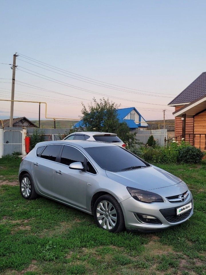 Opel Astra: фото владельца