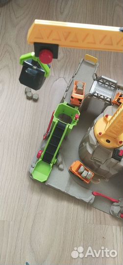 Tiny Love, ферма и стройка ELC