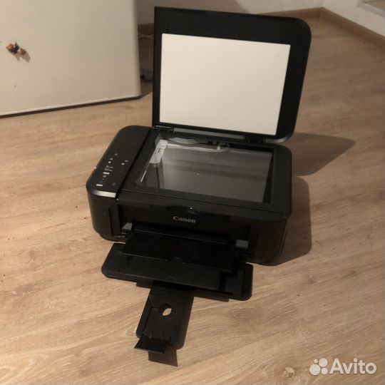 Струйный цветной принтер/сканер Cannon MG3640S