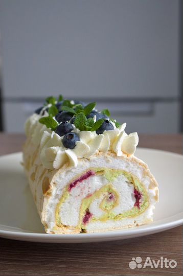 Меренговый рулет на заказ