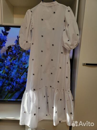 Платье с вышивкой 44 46