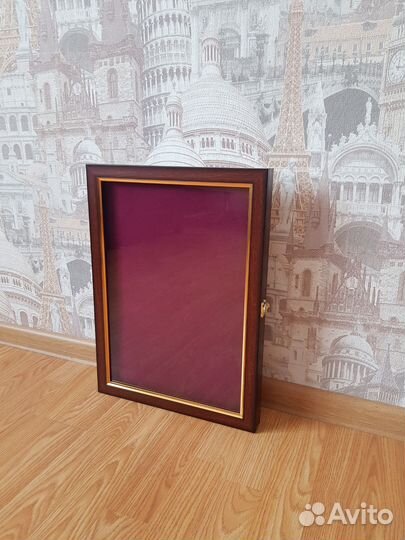 Витрина для коллекции медалей и значков