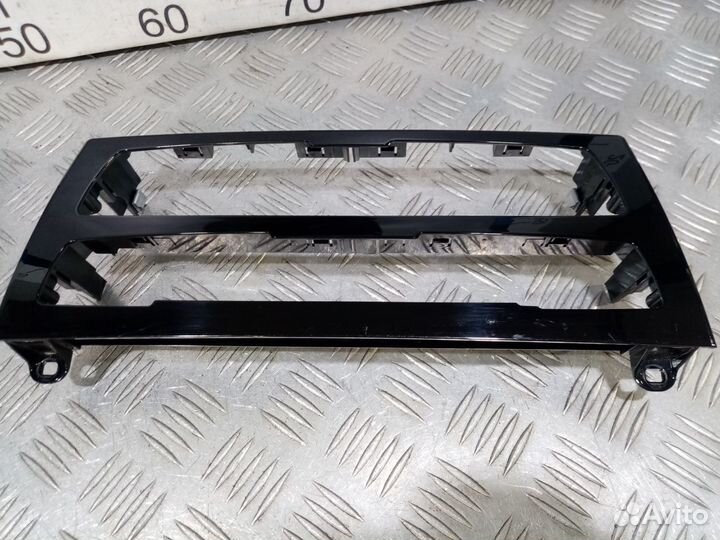 Б/У Накладка блока кнопок кондиционера и ма#001