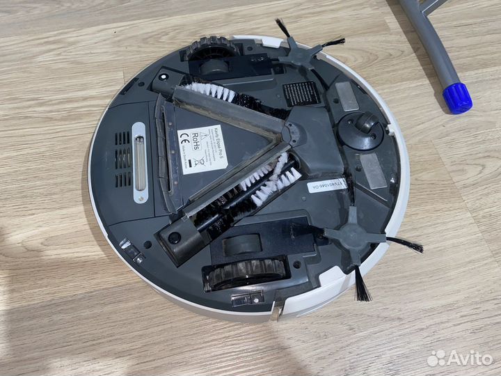 Робот пылесос kavity