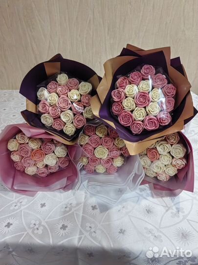 Шоколадный букет и клубника в шоколаде