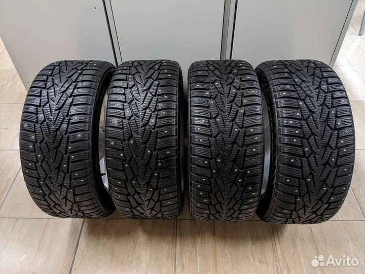 Nokian Tyres Hakkapeliitta 7 245/45 R17 99T