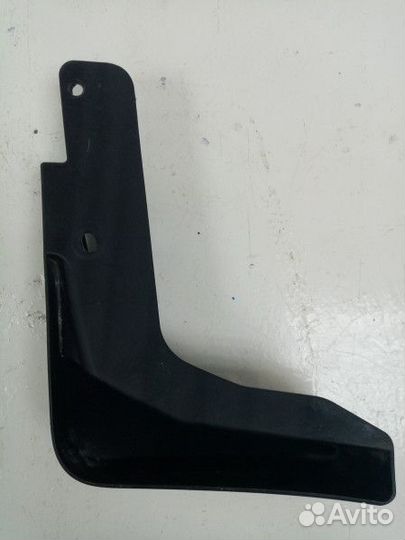 Брызговик задний правый Nissan X-Trail 3 (T32)