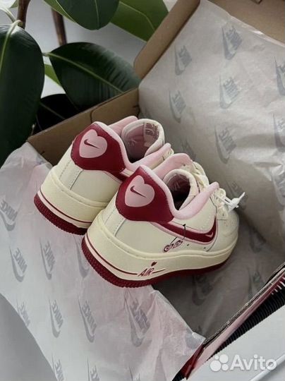 Nike air force 1 low valentine s day