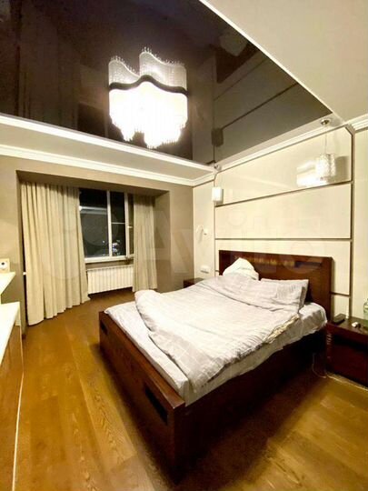 3-к. квартира, 108 м², 5/5 эт.