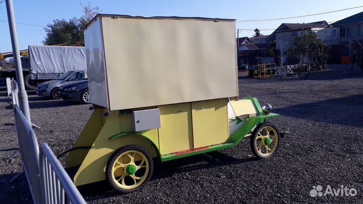 Прилавок торговый с местом