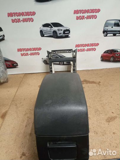 Центральный тоннель с подлокотником Lifan X60