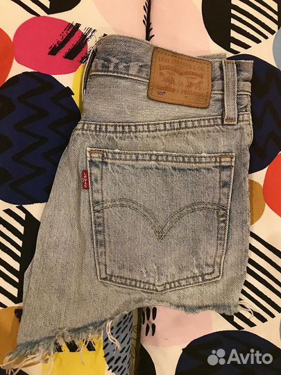 Джинсовые шорты levis