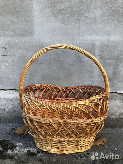 Корзины плетеные деревянные в ассортименте