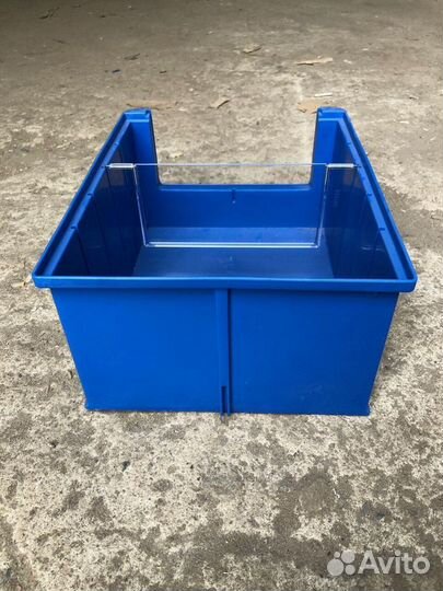 Пластиковый контейнер ящик лоток