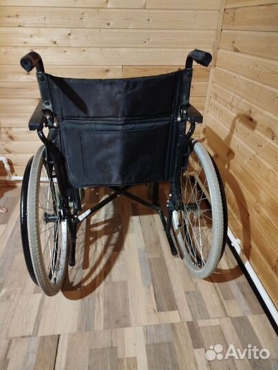 Инвалидная коляска складная бу
