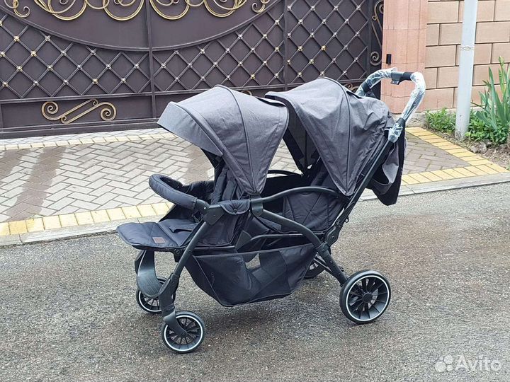 Коляска для двойни или погодок (паровозик)