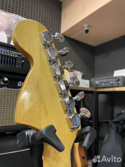 Гитара yamaha super rockenroller 400