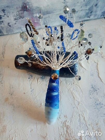 Букет из бусин