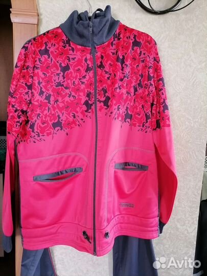 Спортивный костюм женский