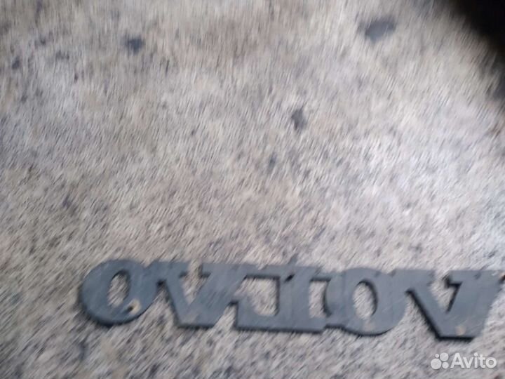 Эмблема Volvo