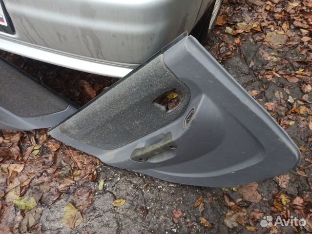 Задние Обшивки дверей hyundai accent