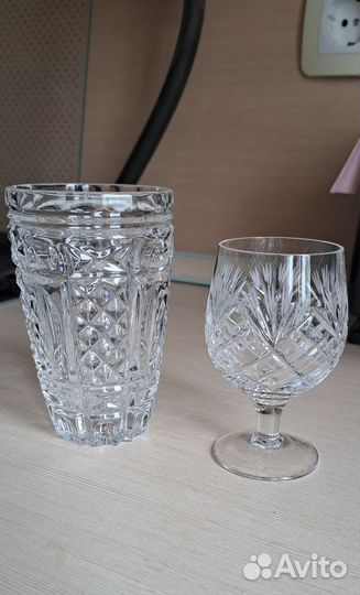 Хрустальные стаканы и рюмки
