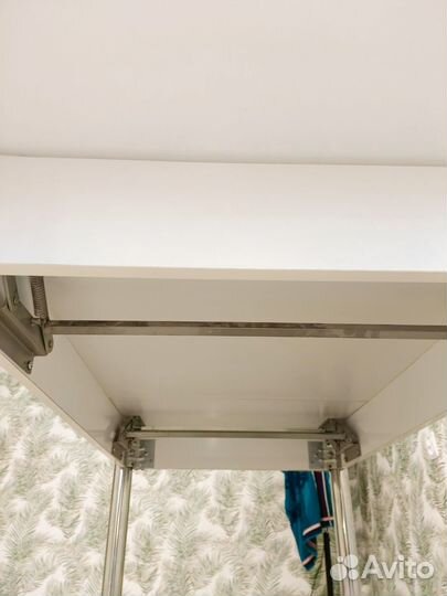 Кухонный стол