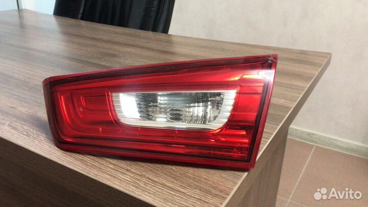 Фонарь задний внутренний Mitsubishi ASX 2010