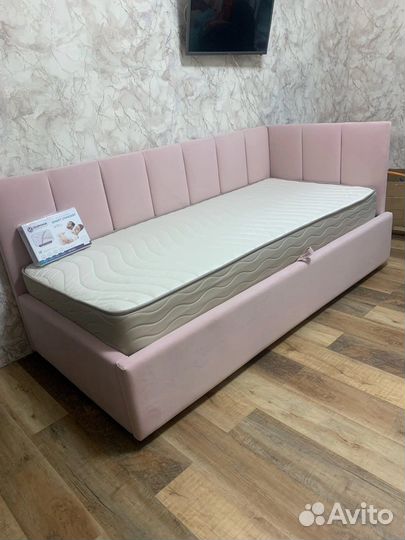 Кровати матрасы