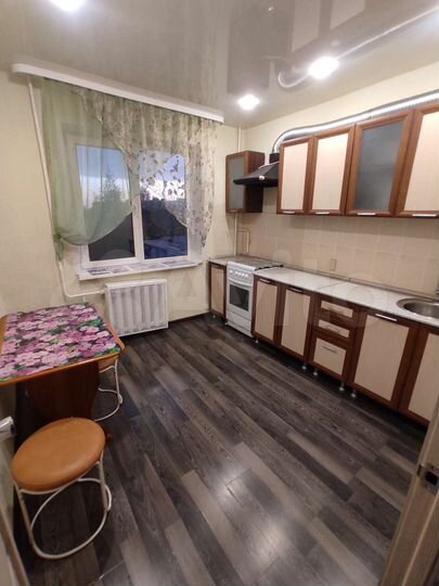 2-к. квартира, 58 м², 5/9 эт.